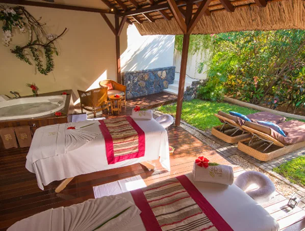 Thi công sân vườn spa