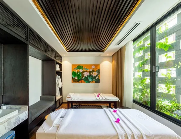 Thi công sân vườn spa