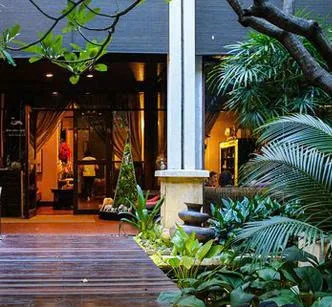 Thi công sân vườn spa