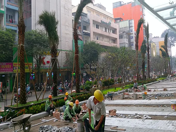 Thiết kế thi công cảnh quan trung tâm thương mại Vạn Hạnh Mall quận 10