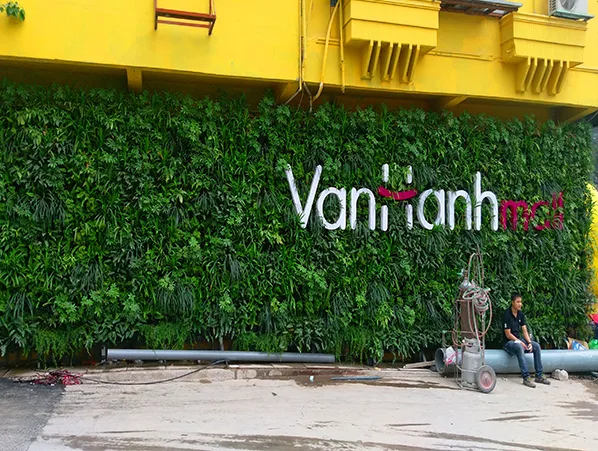 Thiết kế thi công cảnh quan trung tâm thương mại Vạn Hạnh Mall quận 10