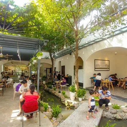 Thiết kế thi công sân vườn café Trung Nguyên Legend