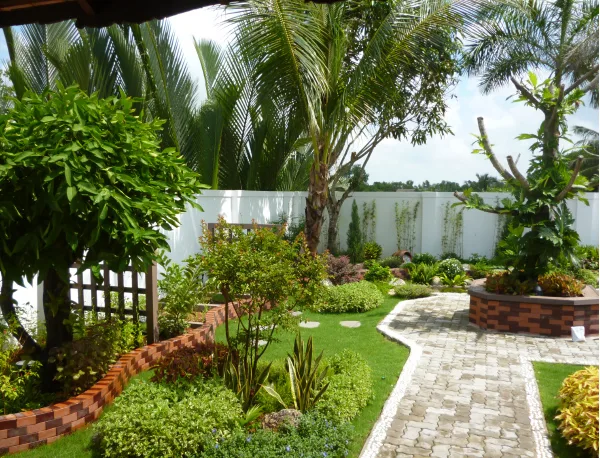 Thiết kế thi công sân vườn Nhà Bè