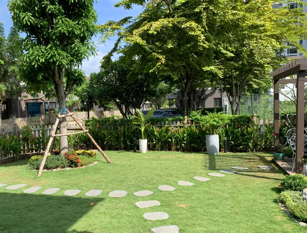 Thiết kế thi công sân vườn quận 9