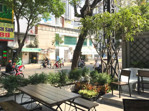 Thiết kế và thi công cảnh quan nhà hàng The Gangs